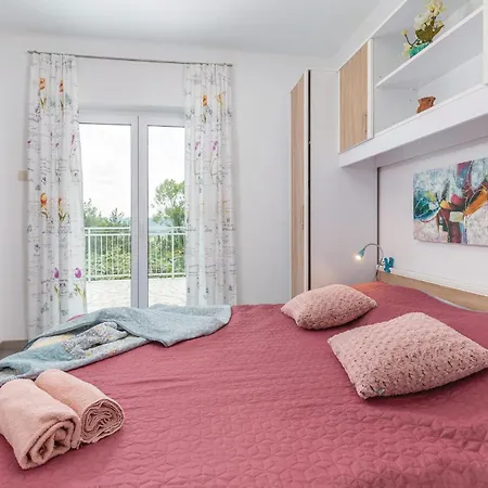 Hébergement de vacances Gorgeous In With Kitchen Cerovlje