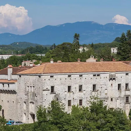 Gorgeous In With Kitchen Hébergement de vacances