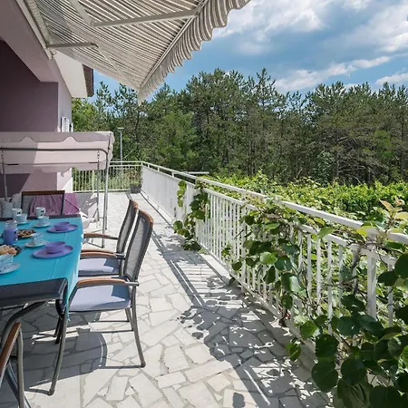 Hébergement de vacances Gorgeous In With Kitchen *